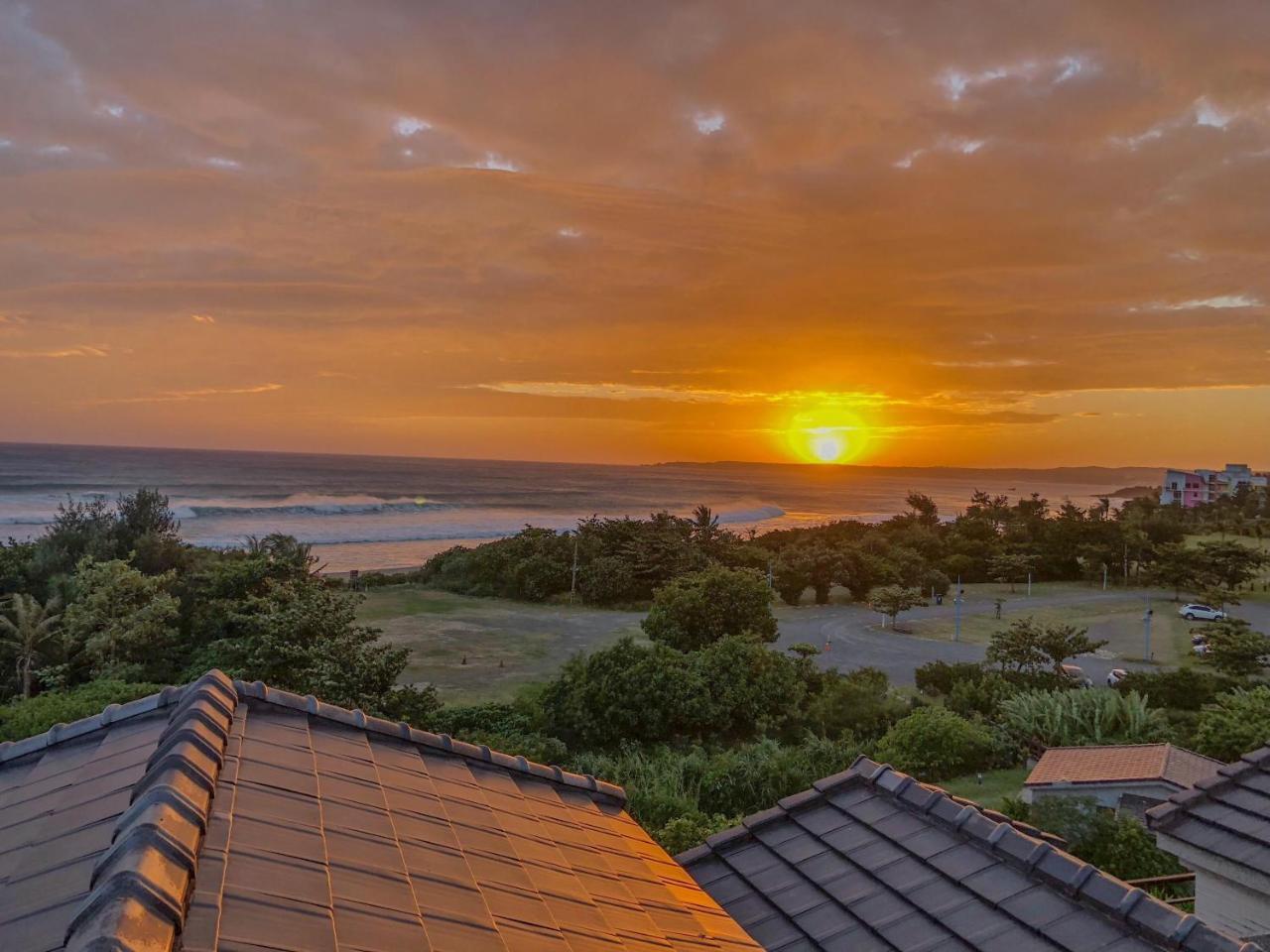 Tranquil Sea Hotel Kenting Eksteriør billede